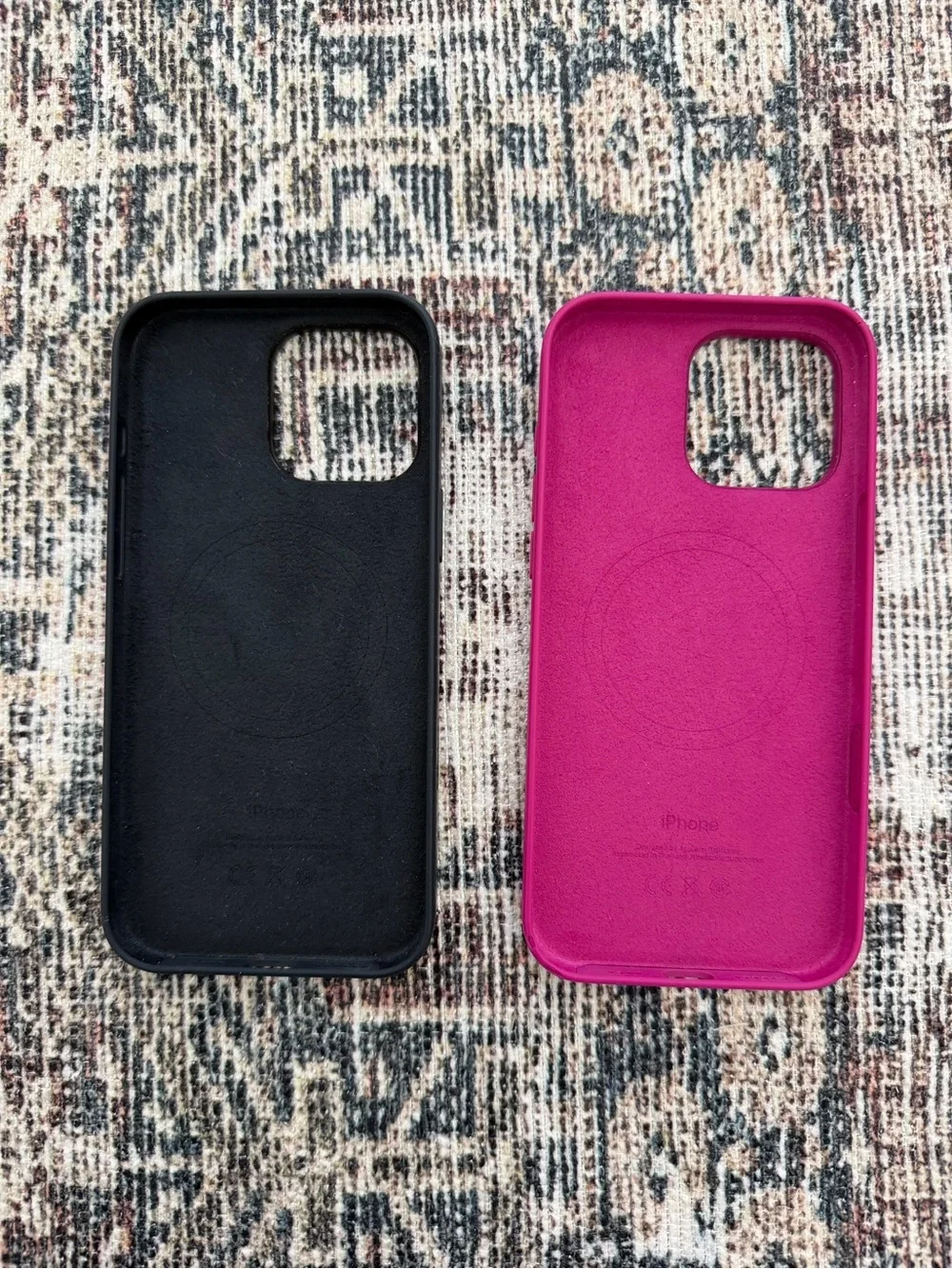 Apple iPhone 16 Pro Max Silicone Case with MagSafe - Fuchsia & Black set